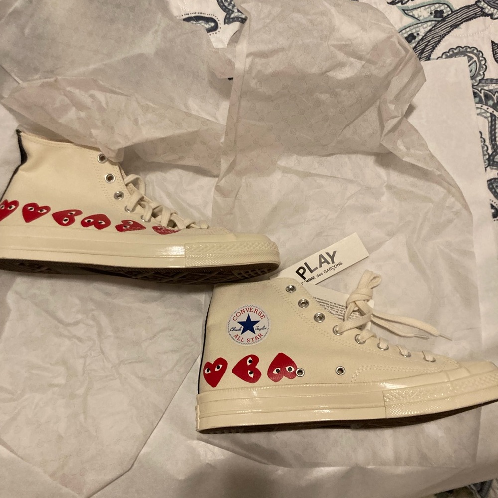 Comme does garçon Chuck Taylor. NWT